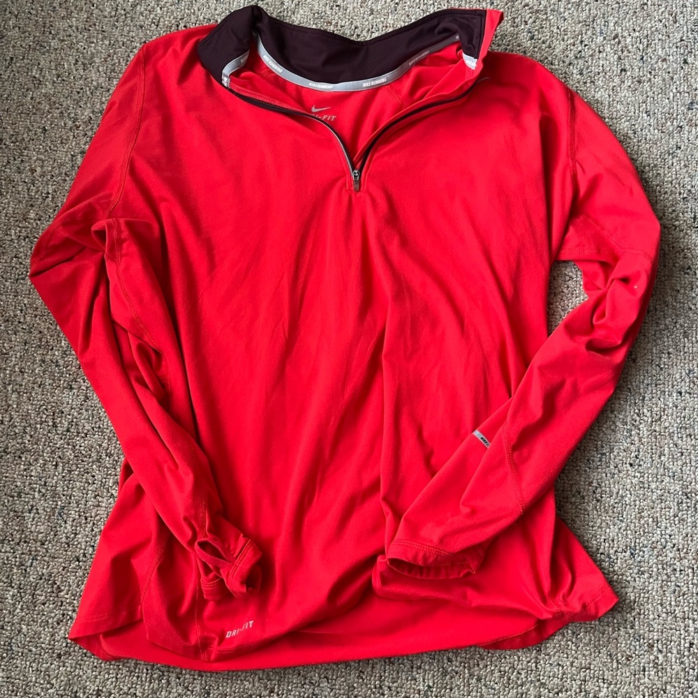 Nike Running Dri-Fit 1/4 Zip. Size 1X. In excellent condition. Smoke free home.